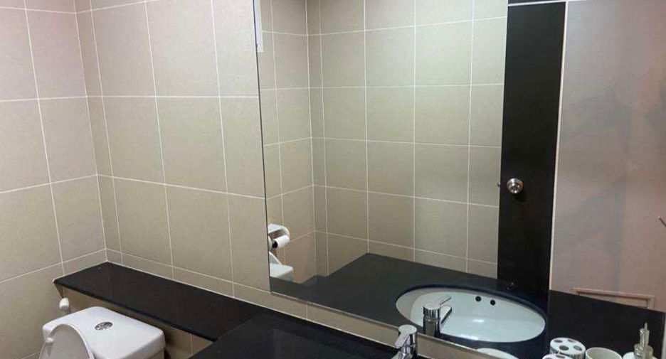 For rent 3 bedrooms house in Saraphi, Chiang Mai