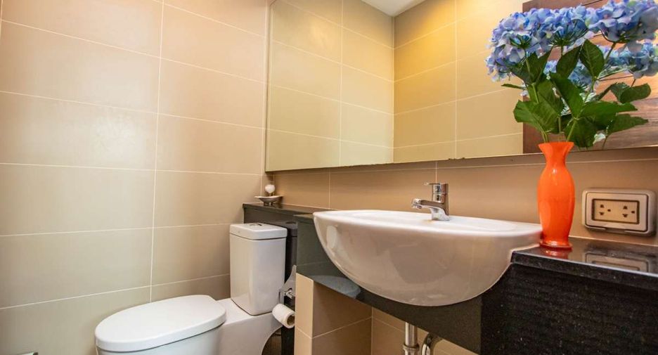 For rent 2 bedrooms condo in Mueang Chiang Mai, Chiang Mai