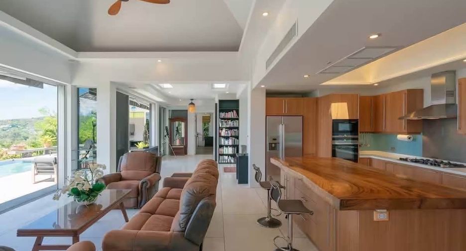 À vendre 5 chambres villa à Thalang, Phuket