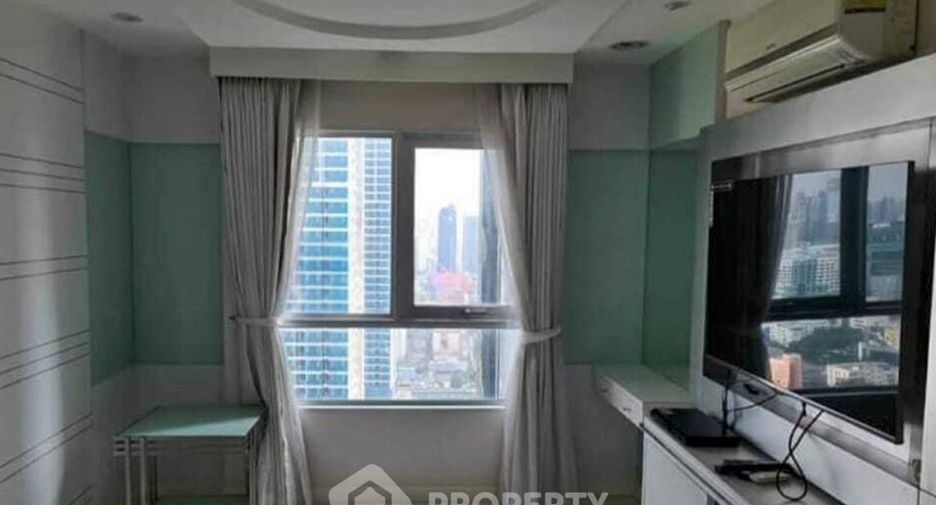 Condo en venta de 2 habitaciones en Huai Khwang, Bangkok