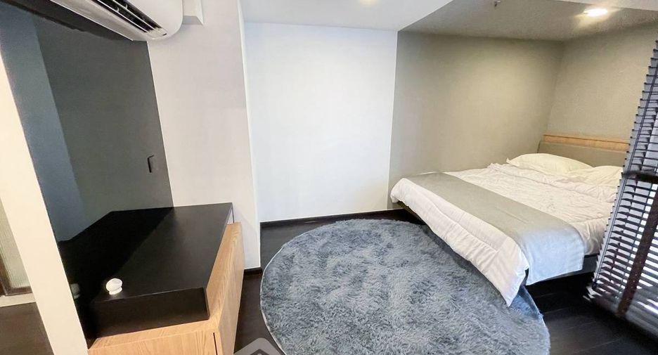 For sale 2 bedrooms condo in Watthana, Bangkok