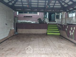 Haus zum Kauf mit 3 Zimmer in Min Buri, Bangkok