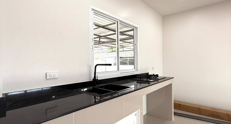 Casa en venta de 2 habitaciones en Bang Lamung, Chonburi