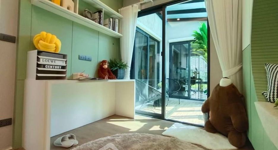 Casa en venta de 4 habitaciones en Lat Krabang, Bangkok
