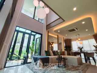 Casa en venta de 4 habitaciones en Lat Krabang, Bangkok