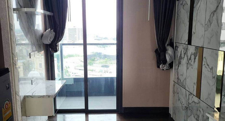Condo en venta de 1 habitaciones en Khlong Toei, Bangkok