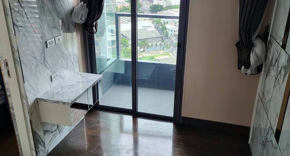 Condo en venta de 1 habitaciones en Khlong Toei, Bangkok