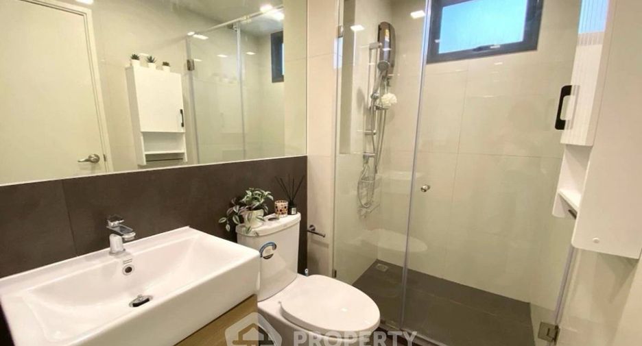 For sale 1 bed condo in Phra Khanong, Bangkok
