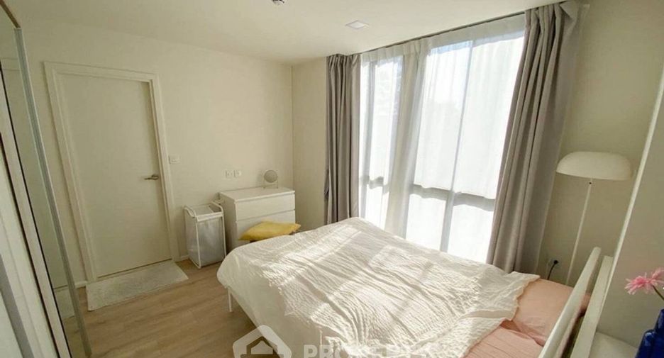 For sale 1 bed condo in Phra Khanong, Bangkok