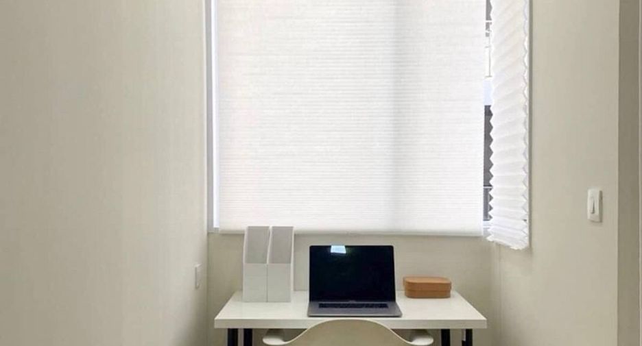 For sale 1 bed condo in Phra Khanong, Bangkok