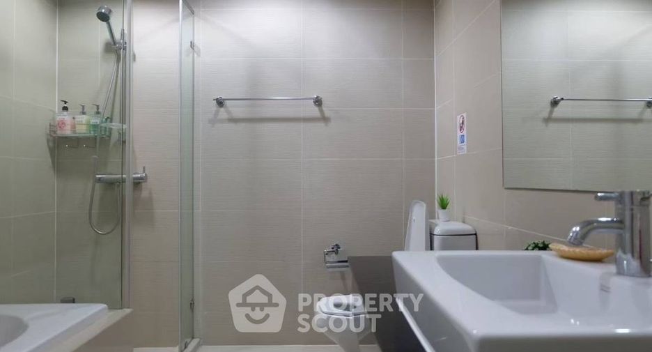 Condo en venta de 3 habitaciones en Huai Khwang, Bangkok