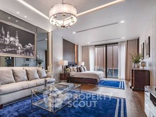 Casa en venta de 5 habitaciones en Huai Khwang, Bangkok