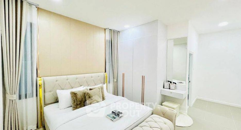 For sale 3 bedrooms villa in Bang Lamung, Chonburi