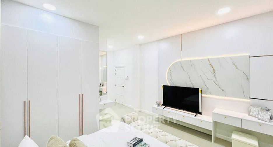 For sale 3 bedrooms villa in Bang Lamung, Chonburi