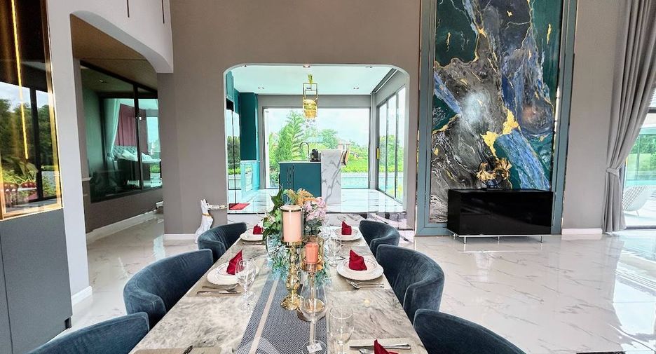 Villa en venta de 4 habitaciones en Bang Lamung, Chonburi