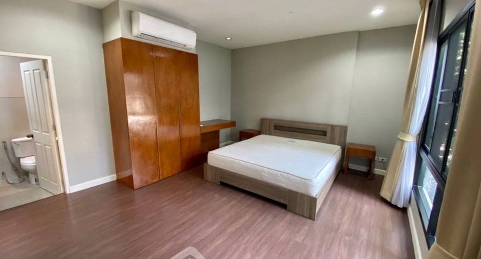 Casa en alquiler de 2 habitaciones en Khlong Toei, Bangkok
