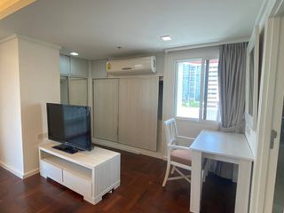 For rent 2 bedrooms apartment in Watthana, Bangkok