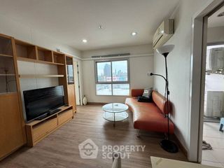 For rent 2 bedrooms condo in Yan Nawa, Bangkok