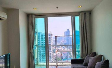 For rent 2 bedrooms condo in Yan Nawa, Bangkok