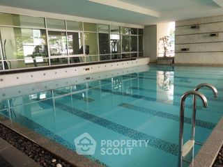 For rent 2 bedrooms condo in Phra Khanong, Bangkok