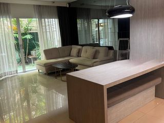 For rent 2 bedrooms townhouse in Suan Luang, Bangkok