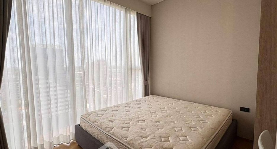 For rent 2 bedrooms apartment in Khlong Toei, Bangkok