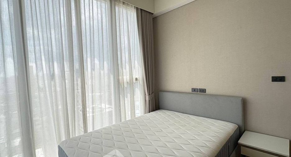 For rent 2 bedrooms apartment in Khlong Toei, Bangkok