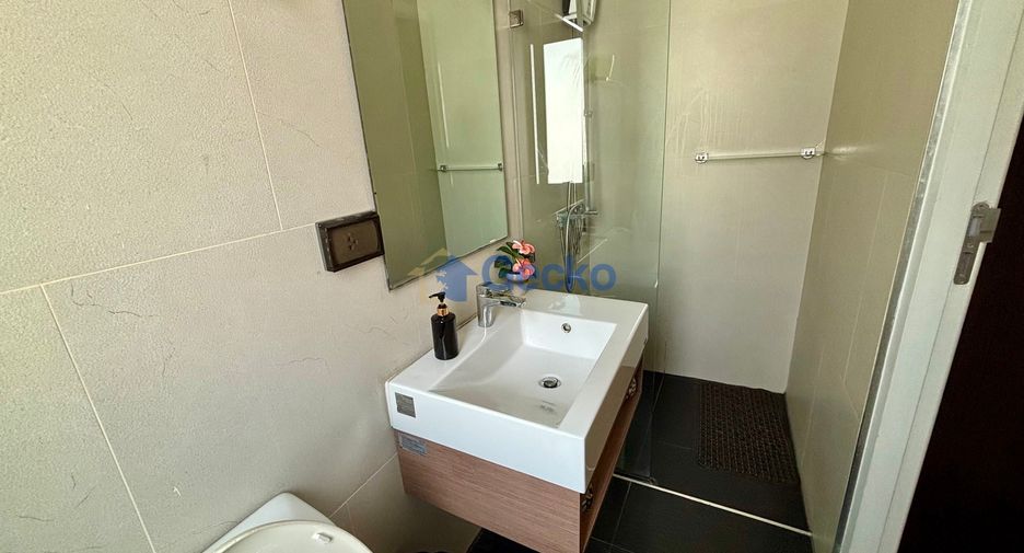 For rent 4 bedrooms house in Bang Lamung, Chonburi