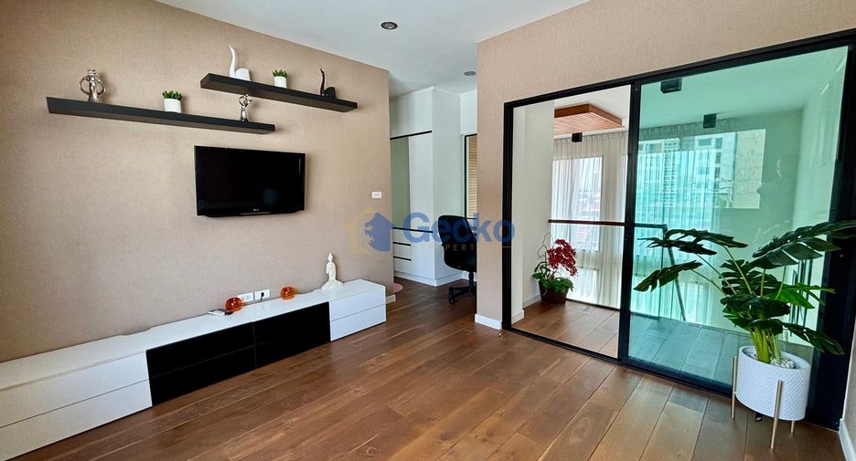 For rent 4 bedrooms house in Bang Lamung, Chonburi