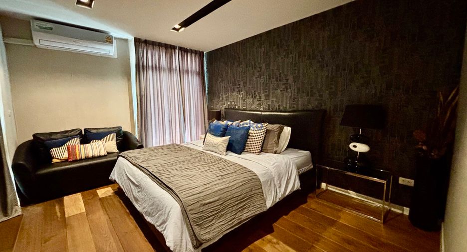 For rent 4 ベッドルーム house in Bang Lamung, Chonburi