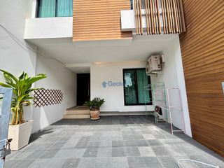 For rent 4 ベッドルーム house in Bang Lamung, Chonburi