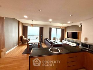 For rent 2 bedrooms condo in Yan Nawa, Bangkok