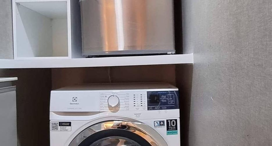 For rent 2 bedrooms condo in Khlong San, Bangkok