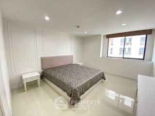 Condo en alquiler de 3 habitaciones en Khlong Toei, Bangkok