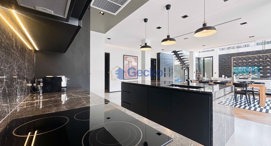 For rent 5 ベッドルーム house in Jomtien, Pattaya