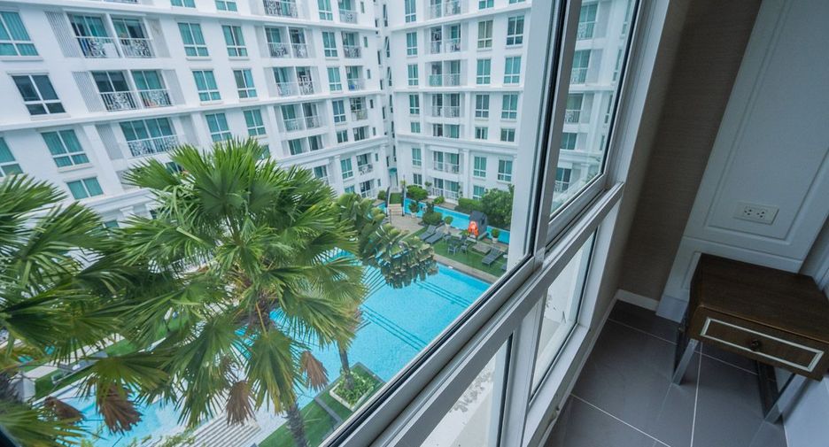 For sale 2 bedrooms condo in Jomtien, Pattaya