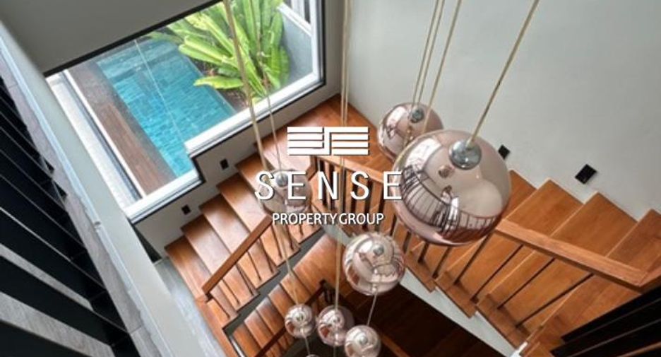 For rent 3 bedrooms house in Watthana, Bangkok