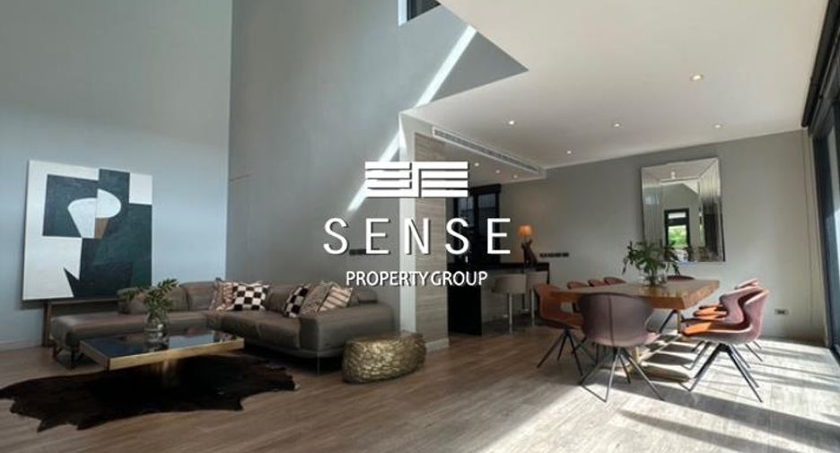 For rent 3 bedrooms house in Watthana, Bangkok