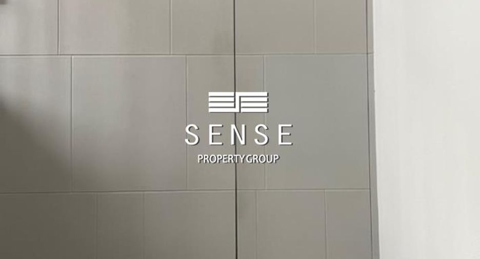 For rent 3 bedrooms house in Watthana, Bangkok