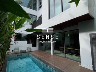For rent 3 bedrooms house in Watthana, Bangkok