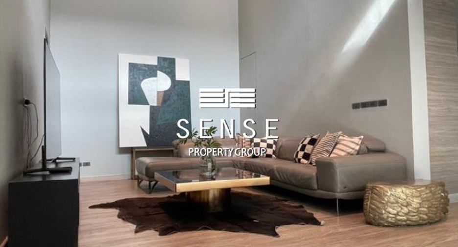 For rent 3 bedrooms house in Watthana, Bangkok