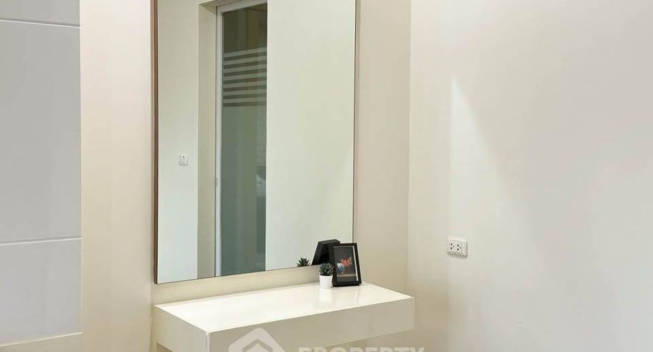 For rent 1 bed condo in Sathon, Bangkok