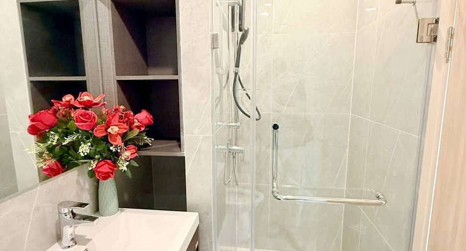 For rent 1 bed condo in Huai Khwang, Bangkok