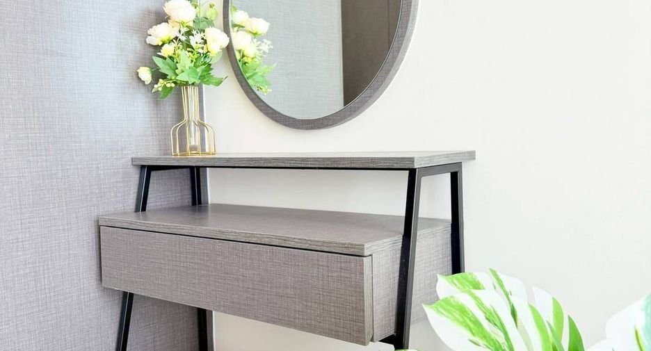 For rent 1 bed condo in Huai Khwang, Bangkok