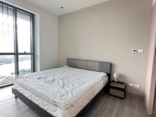 For rent 2 bedrooms condo in Yan Nawa, Bangkok