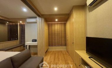 For rent 1 bed condo in Bang Rak, Bangkok