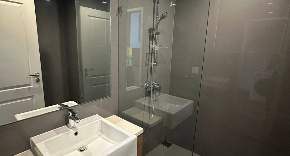 For rent 1 bed condo in Sathon, Bangkok