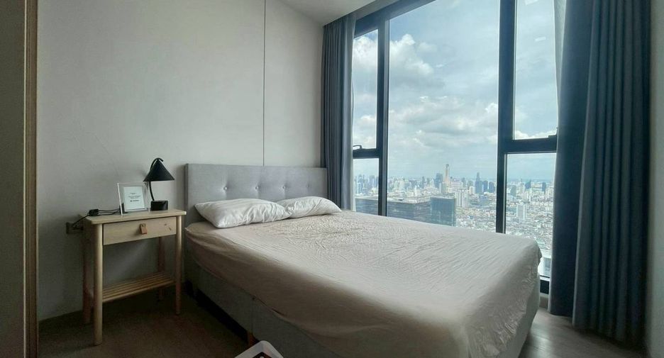 Condo en alquiler de 2 habitaciones en Huai Khwang, Bangkok