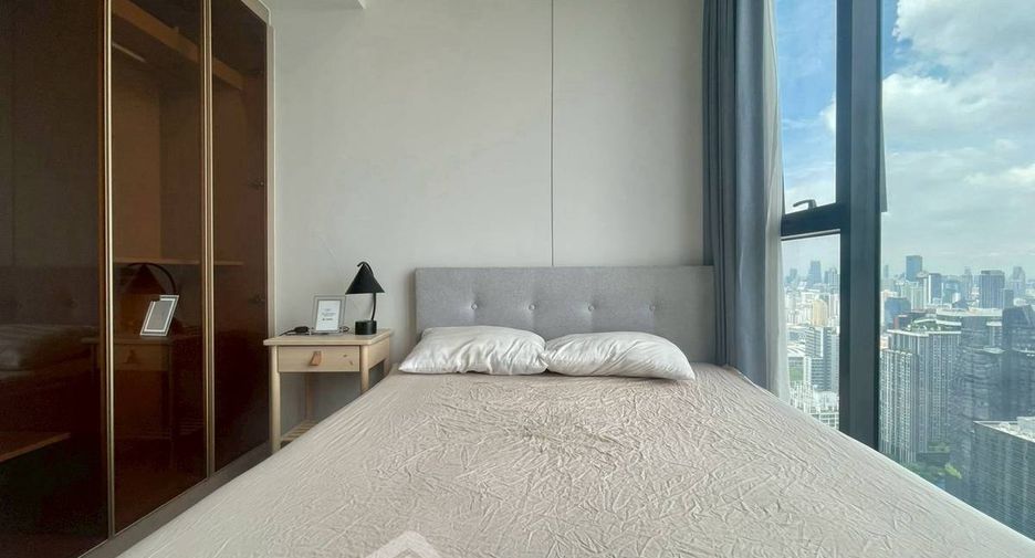 Condo en alquiler de 2 habitaciones en Huai Khwang, Bangkok