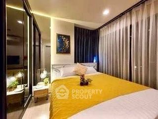 For rent 2 bedrooms condo in Phra Khanong, Bangkok
